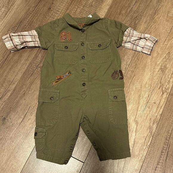 Guess 6-9 month - Picture 1 of 4